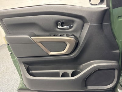 2024 Nissan Titan SV