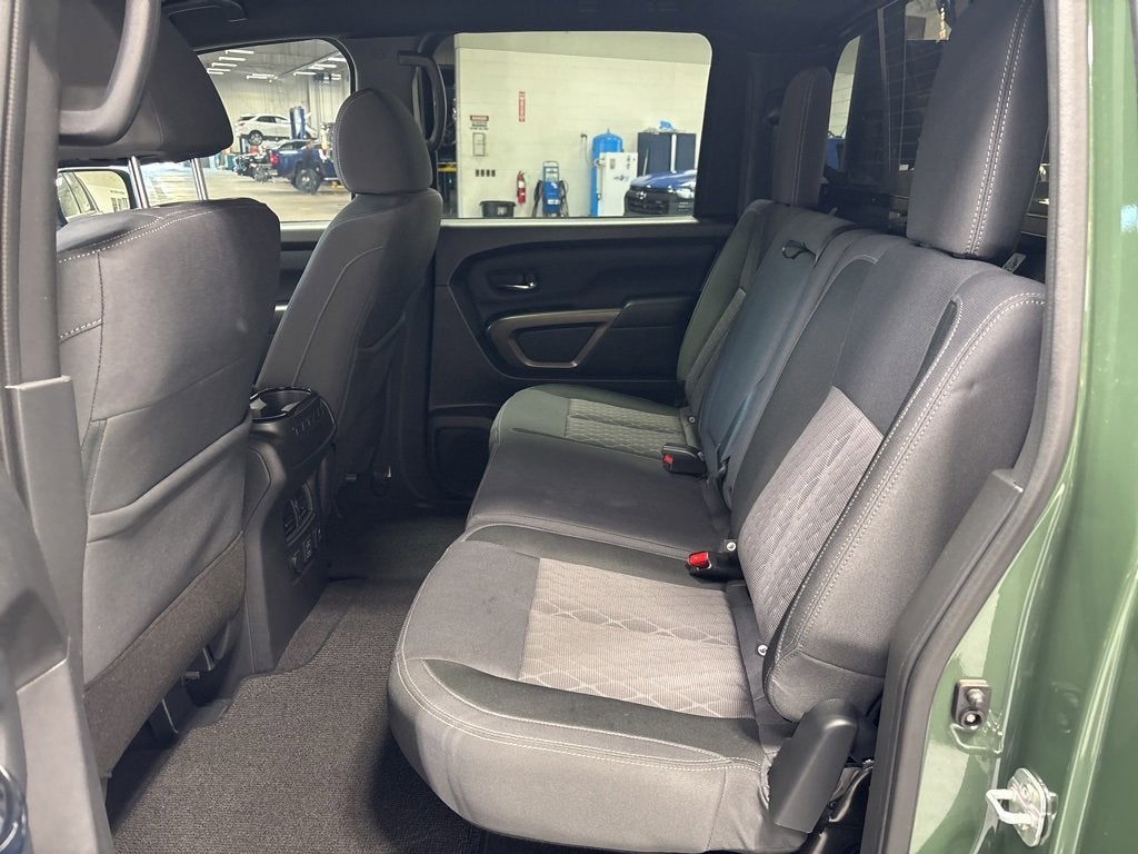 2024 Nissan Titan SV