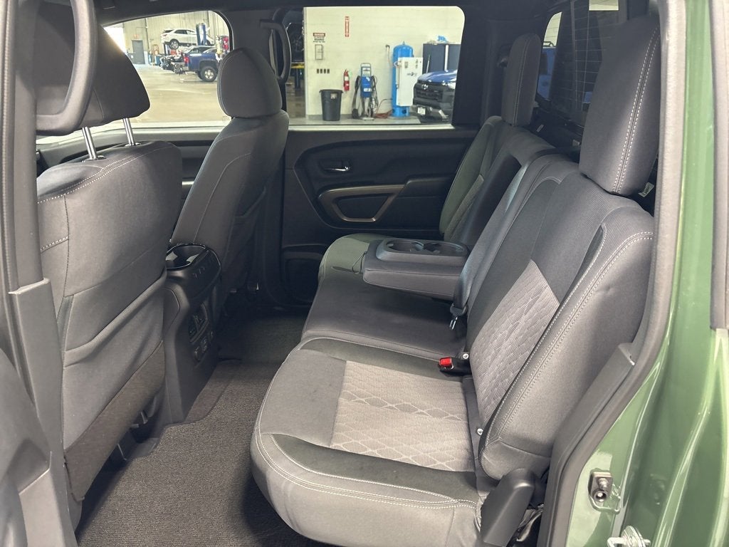 2024 Nissan Titan SV