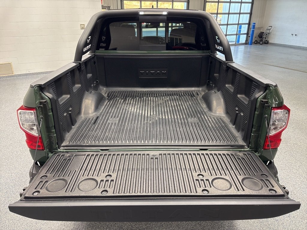 2024 Nissan Titan SV