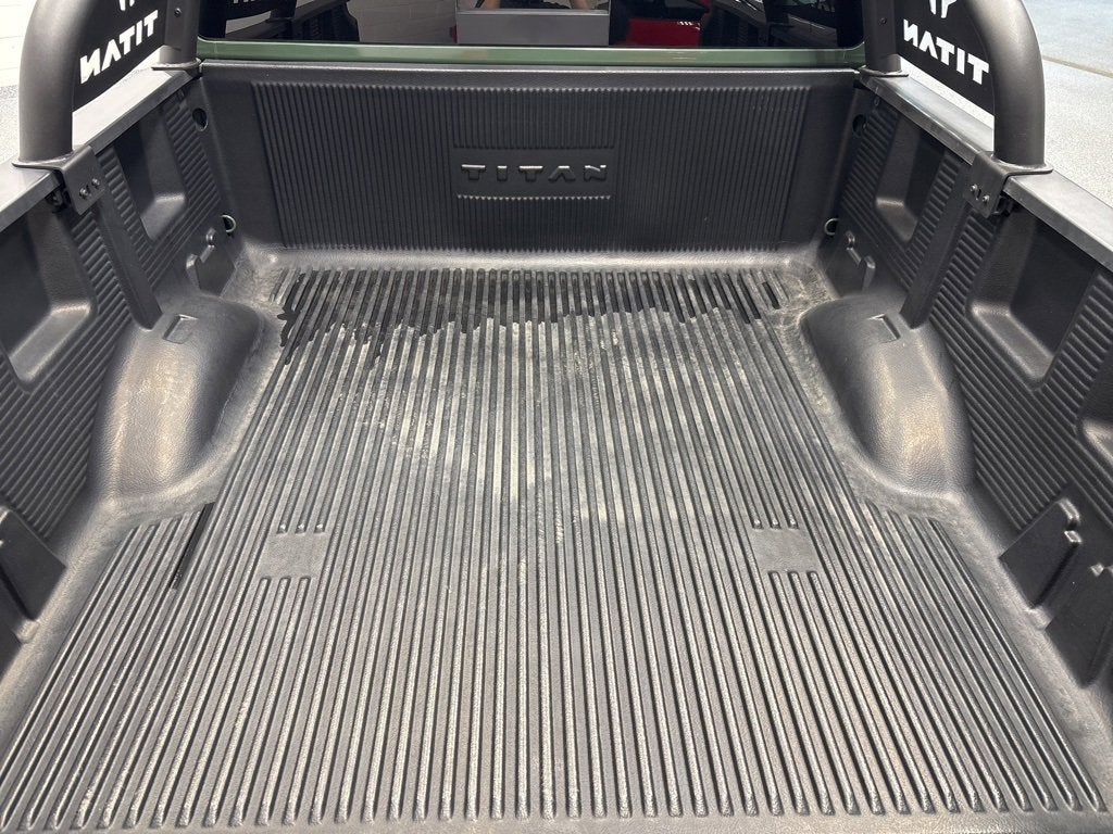 2024 Nissan Titan SV