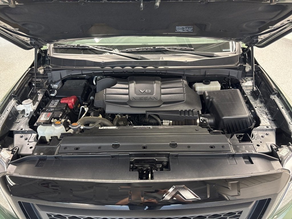 2024 Nissan Titan SV