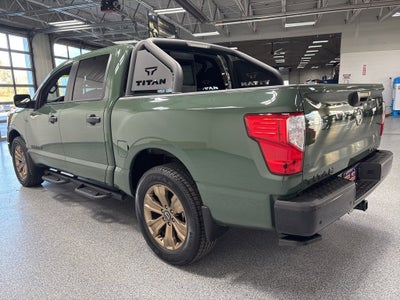 2024 Nissan Titan SV