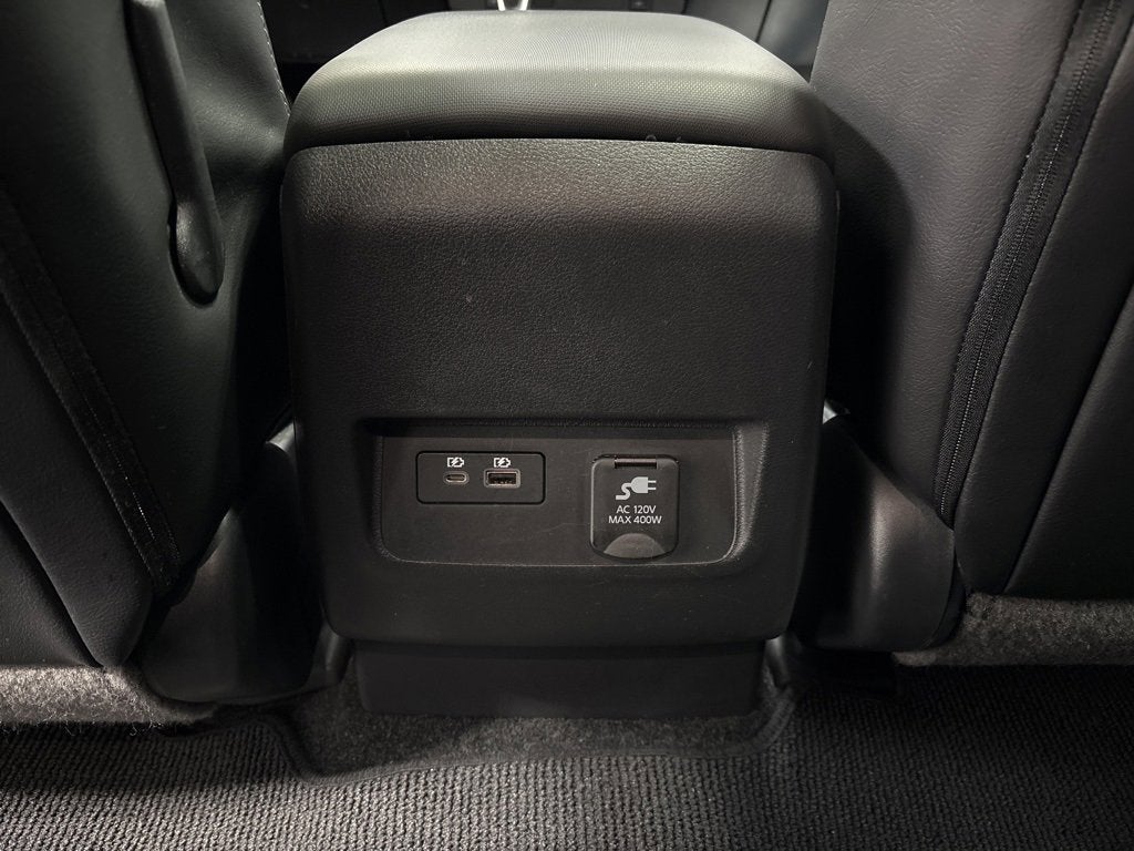 2024 Nissan Frontier SL