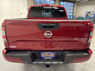 2024 Nissan Frontier SL