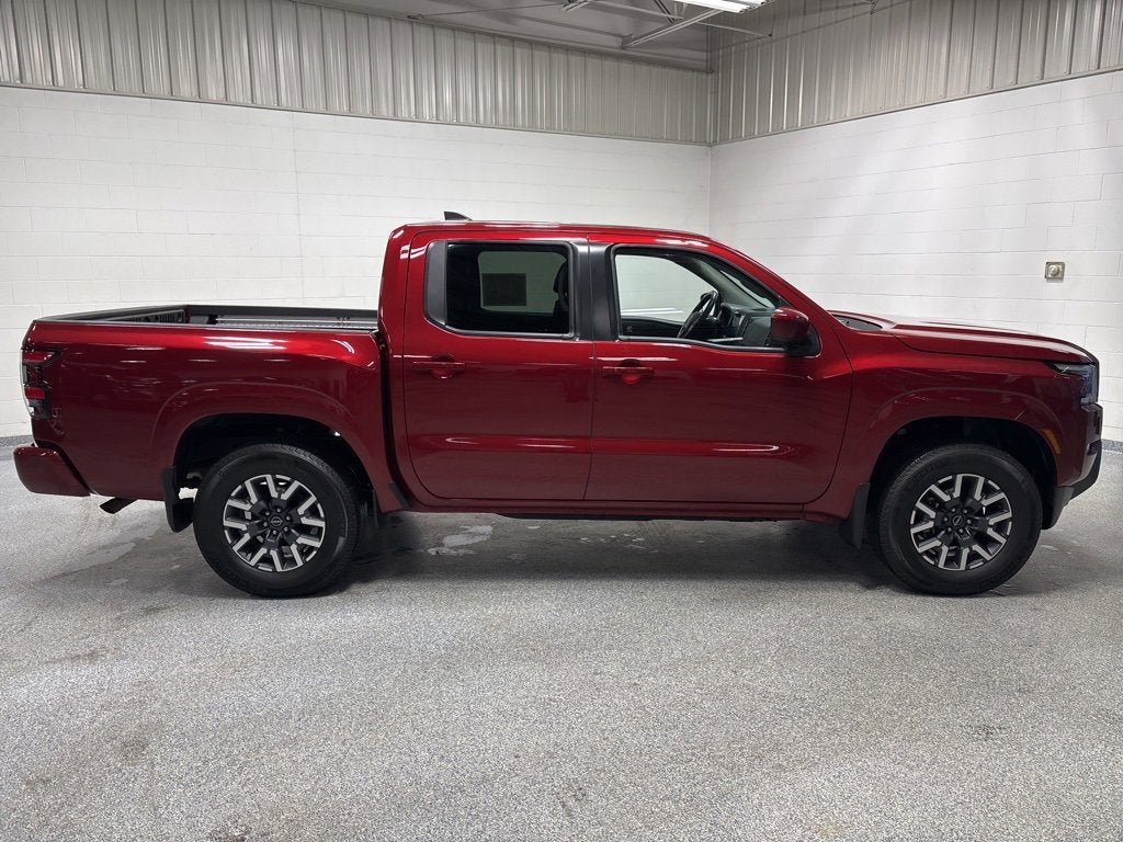 2024 Nissan Frontier SL