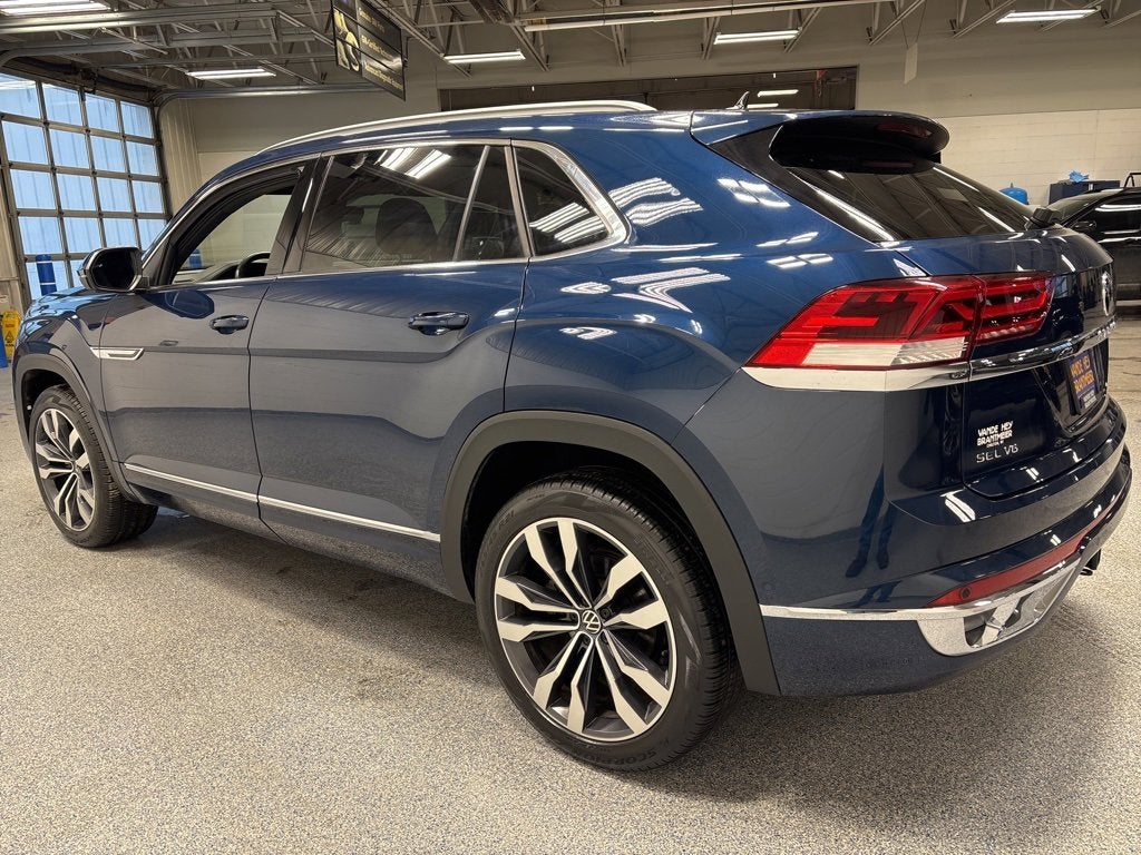 2021 Volkswagen Atlas Cross Sport 3.6L V6 SEL Premium R-Line