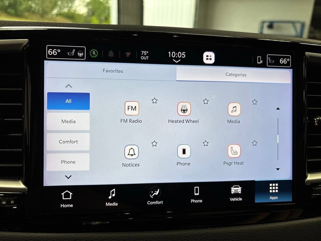 2026 Chrysler Pacifica Select