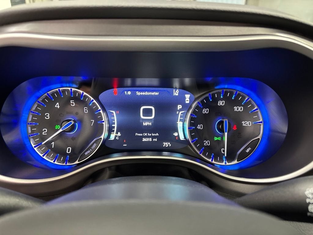2026 Chrysler Pacifica Select