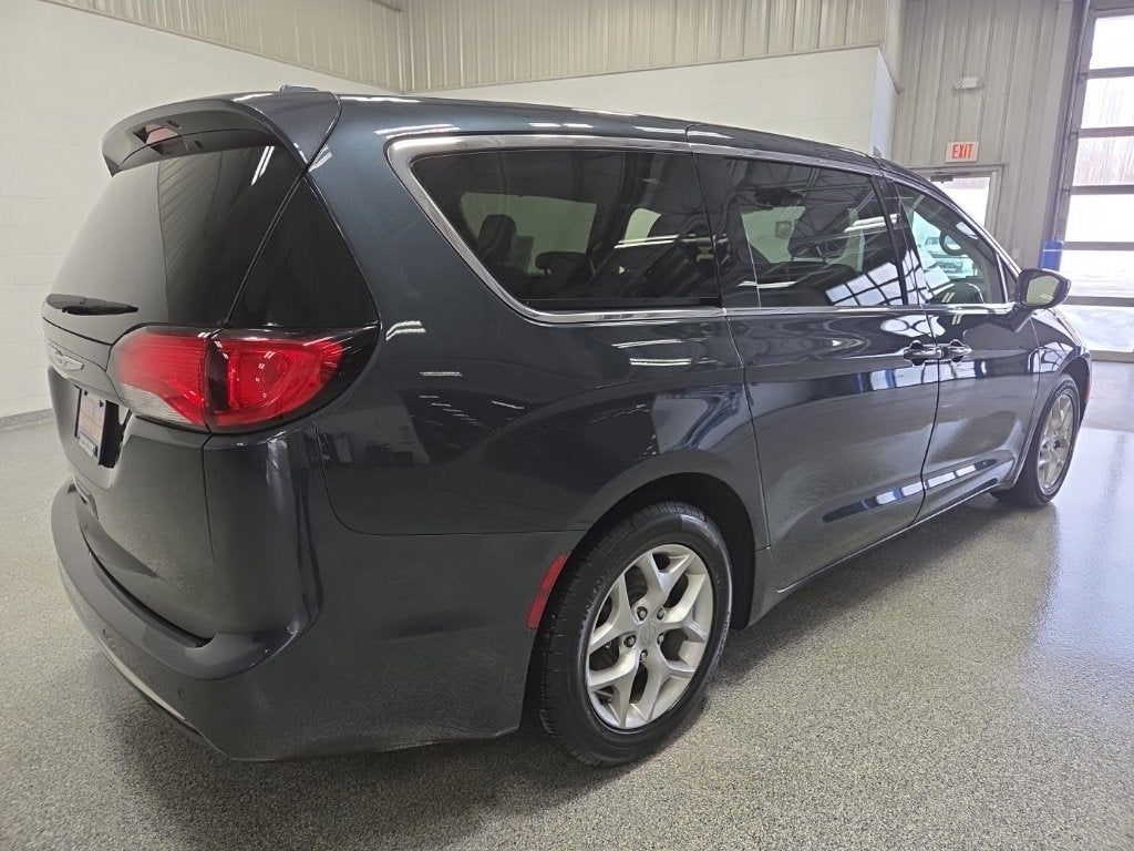 2019 Chrysler Pacifica Touring Plus