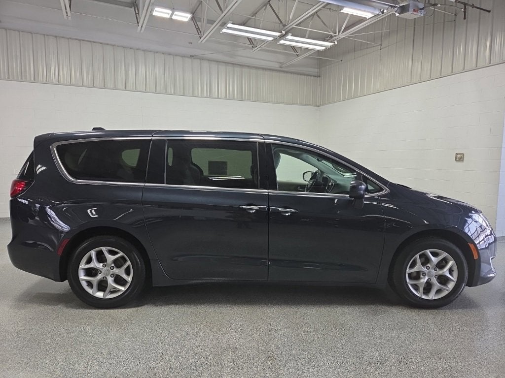 2019 Chrysler Pacifica Touring Plus