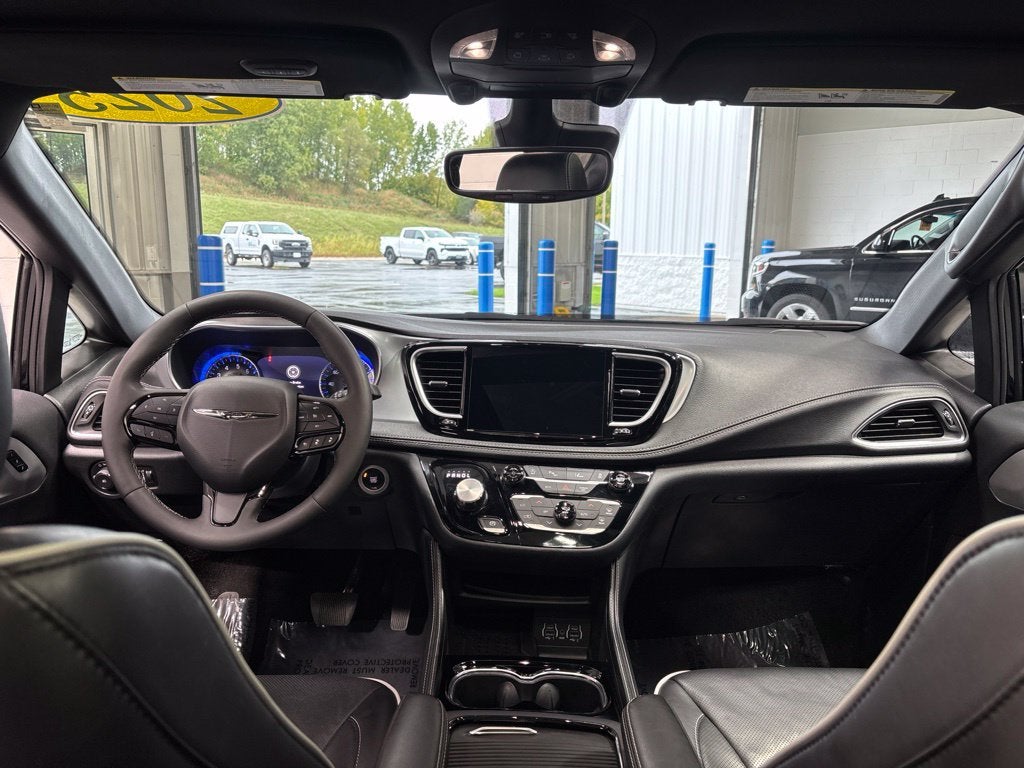 2025 Chrysler Pacifica Limited