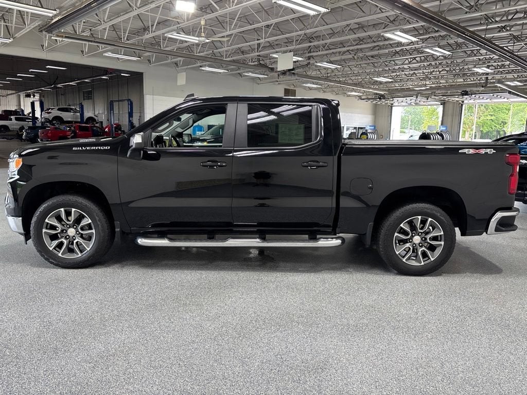 2024 Chevrolet Silverado 1500 LT (2FL)
