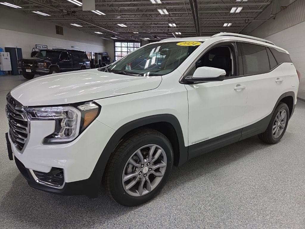 2024 GMC Terrain SLT