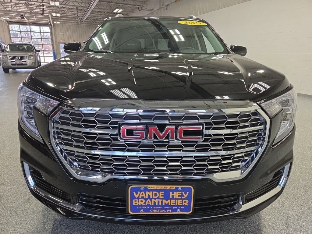 2023 GMC Terrain Denali