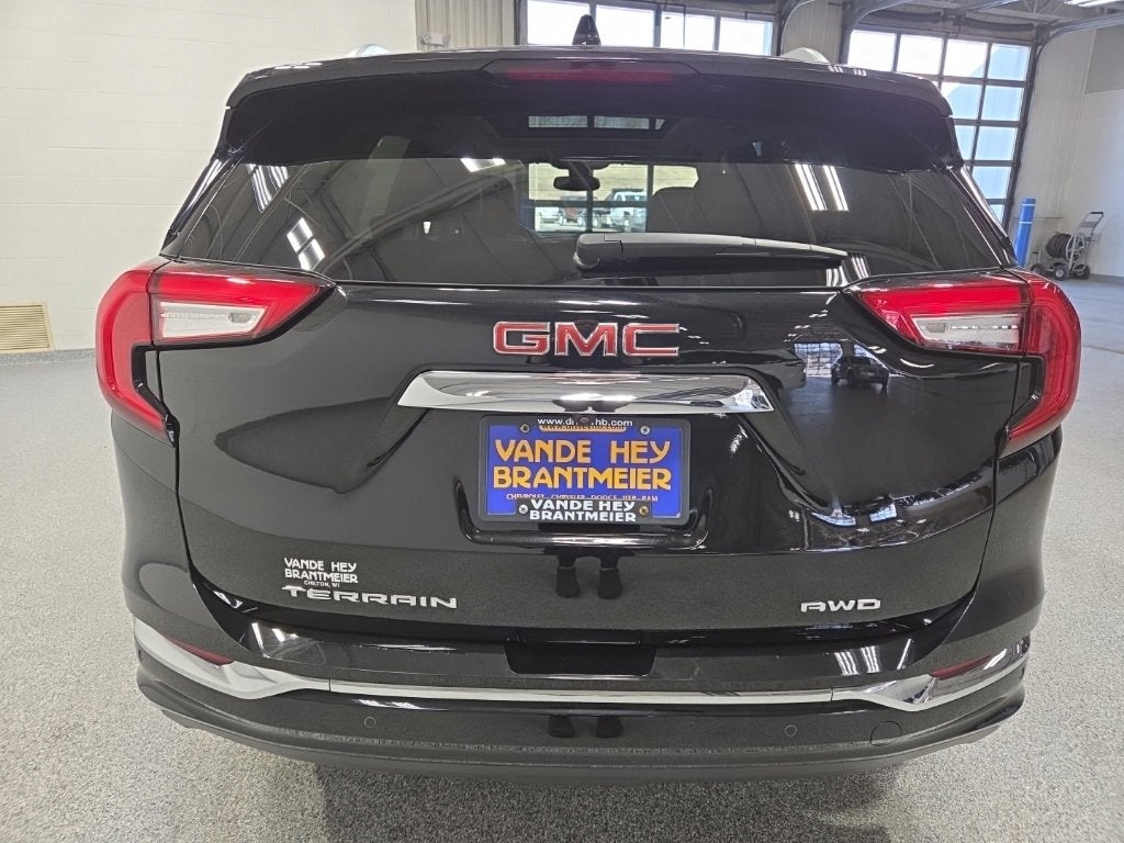 2023 GMC Terrain Denali