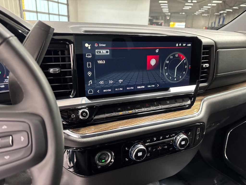 2024 GMC Sierra 1500 Elevation