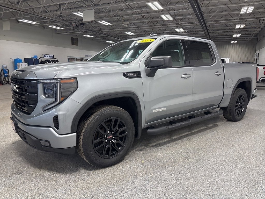 2023 GMC Sierra 1500 Elevation