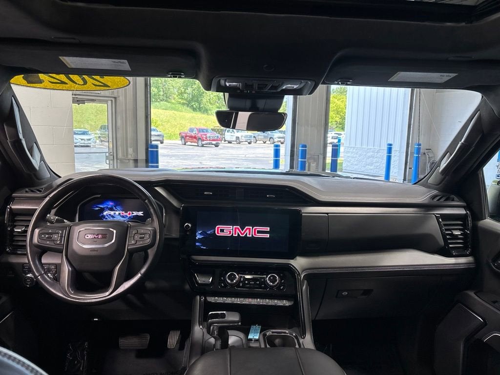 2023 GMC Sierra 1500 AT4X