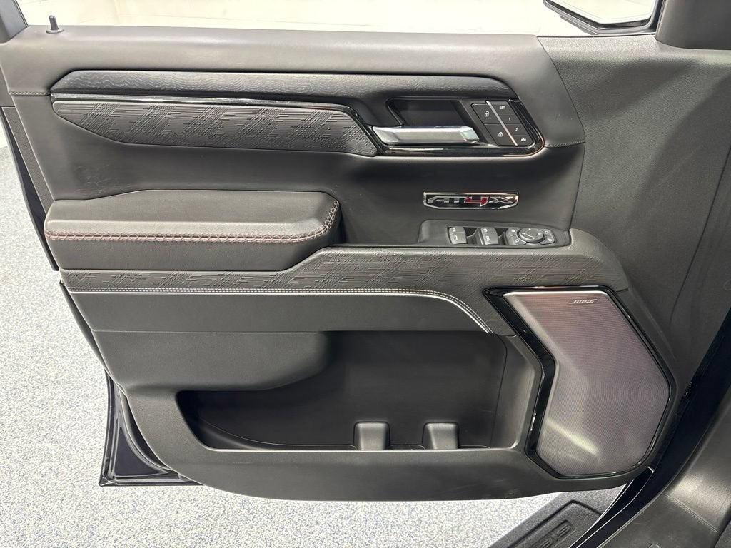 2023 GMC Sierra 1500 AT4X