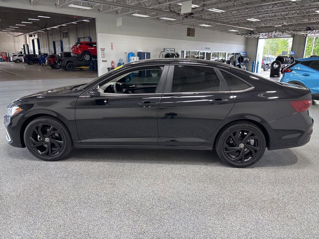 2025 Volkswagen Jetta SE
