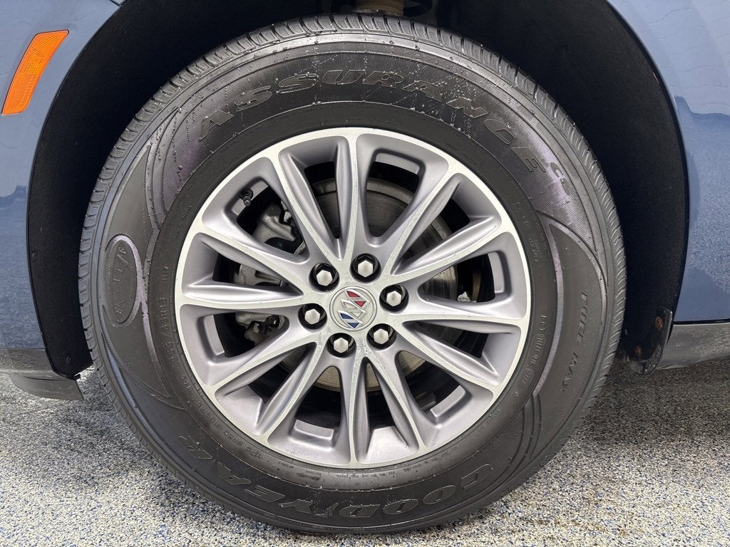 2024 Buick Enclave Essence