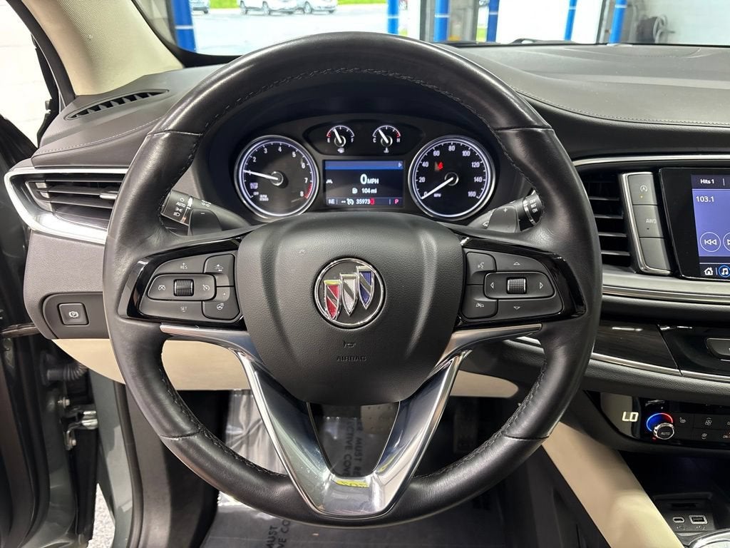 2023 Buick Enclave Essence