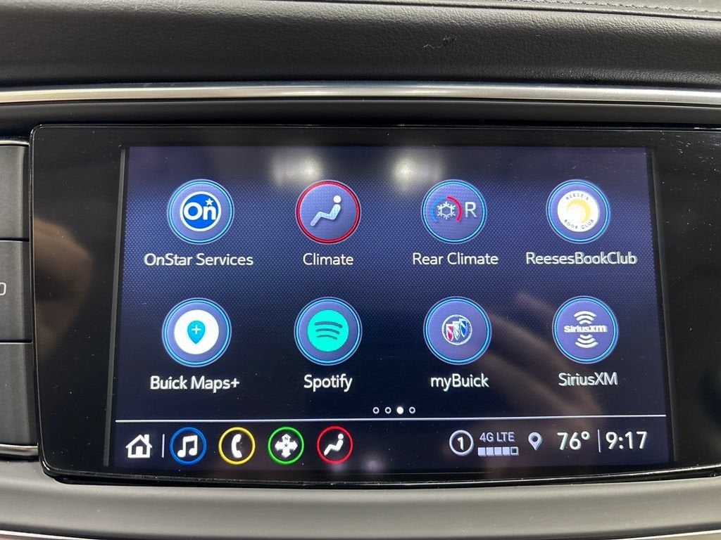 2023 Buick Enclave Essence