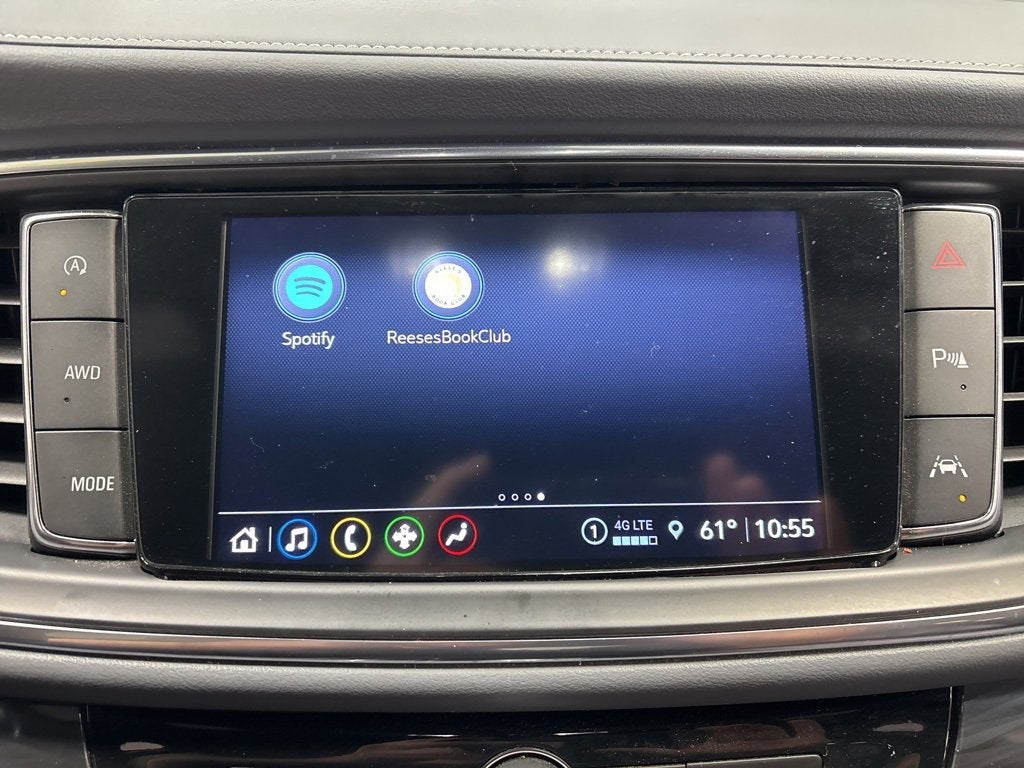 2023 Buick Enclave Essence