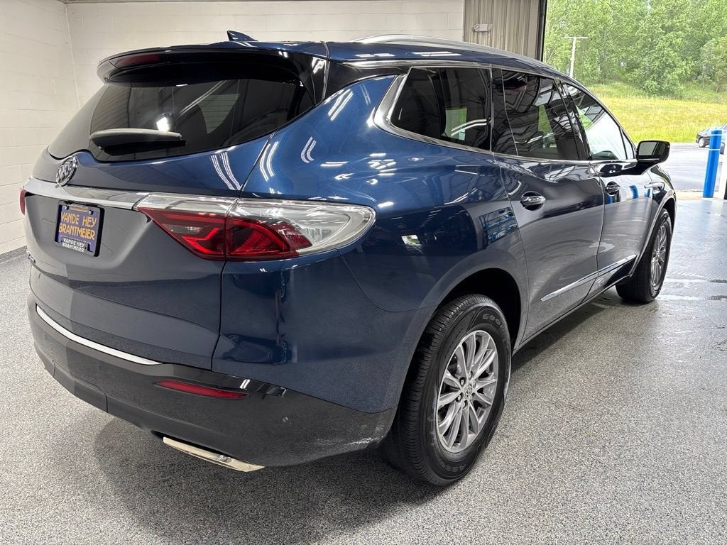 2023 Buick Enclave Essence