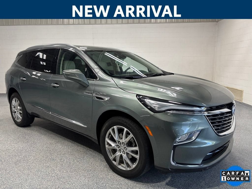 2023 Buick Enclave Essence