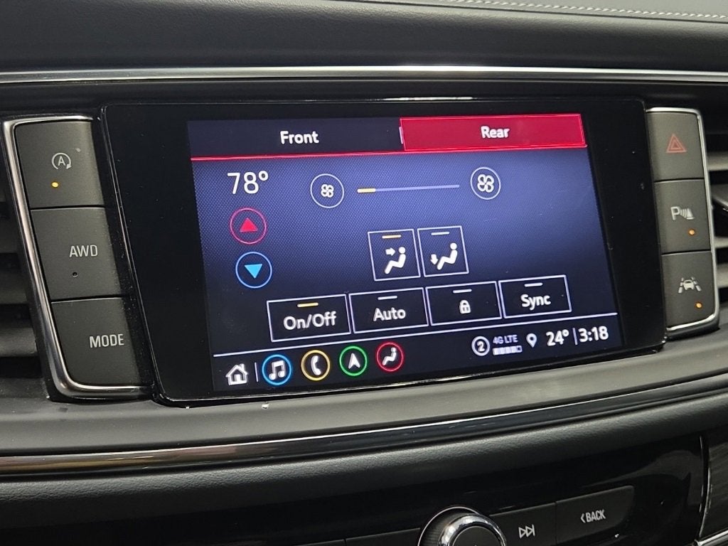 2023 Buick Enclave Essence