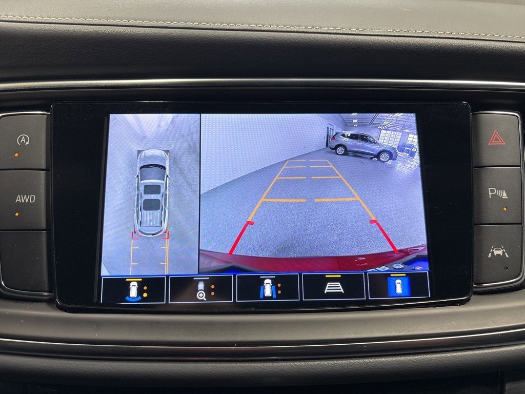 2024 Buick Enclave Essence