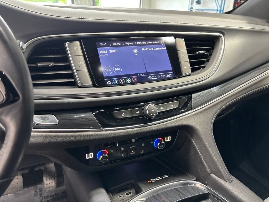 2023 Buick Enclave Essence
