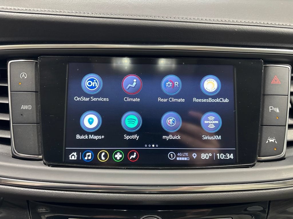 2023 Buick Enclave Essence