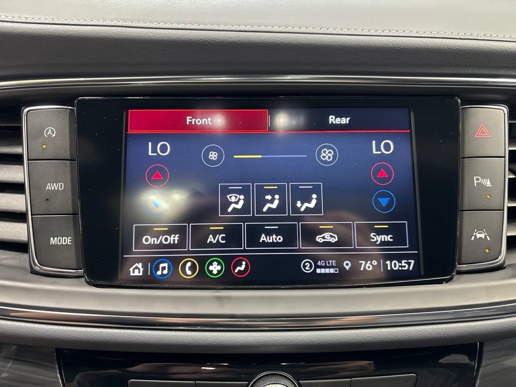 2023 Buick Enclave Essence