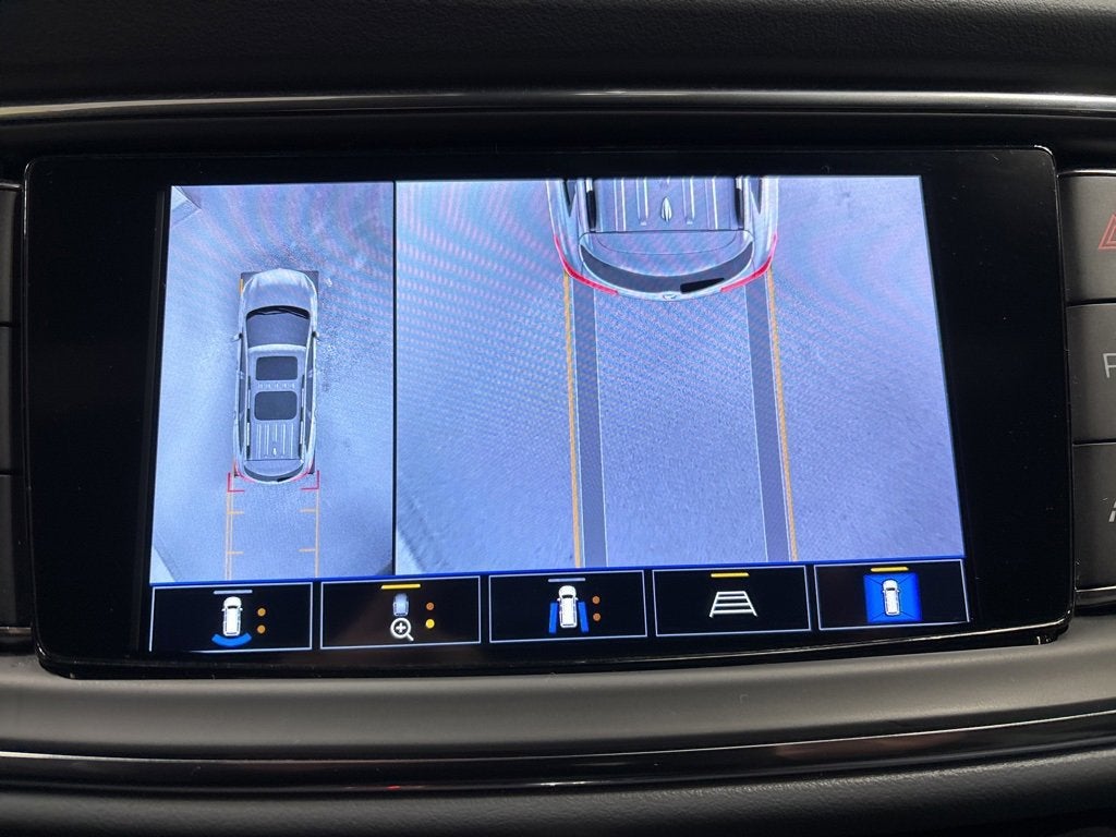 2024 Buick Enclave Essence