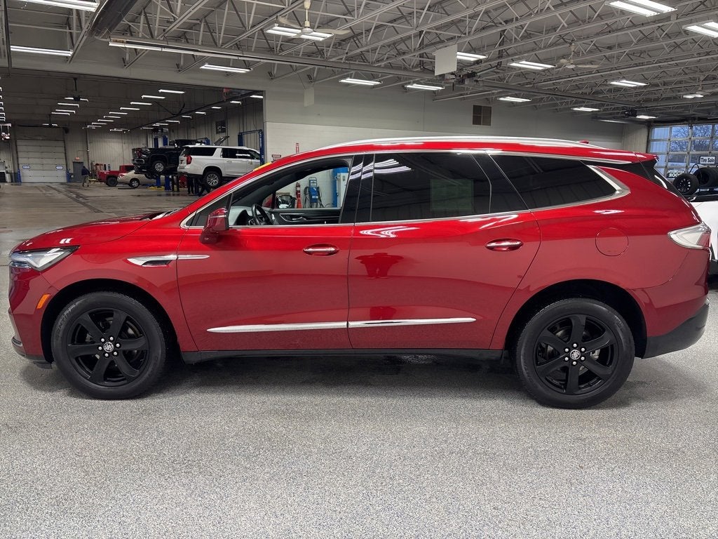 2024 Buick Enclave Essence