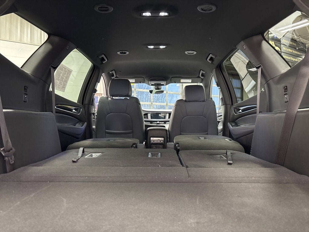2024 Buick Enclave Essence