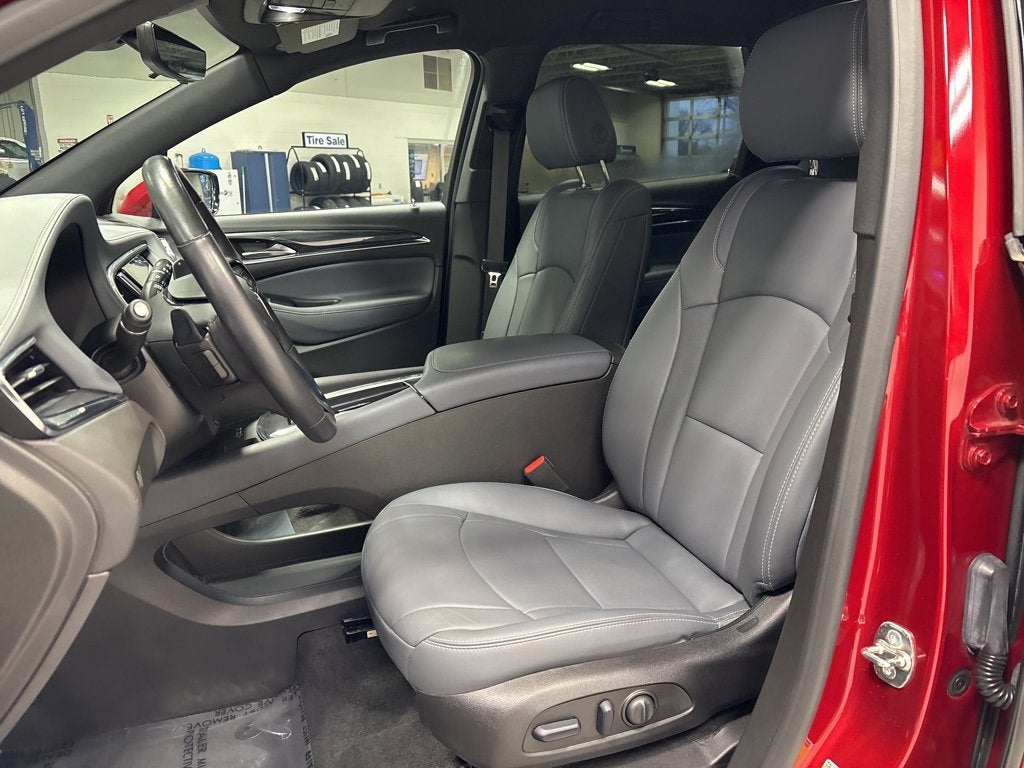 2024 Buick Enclave Essence