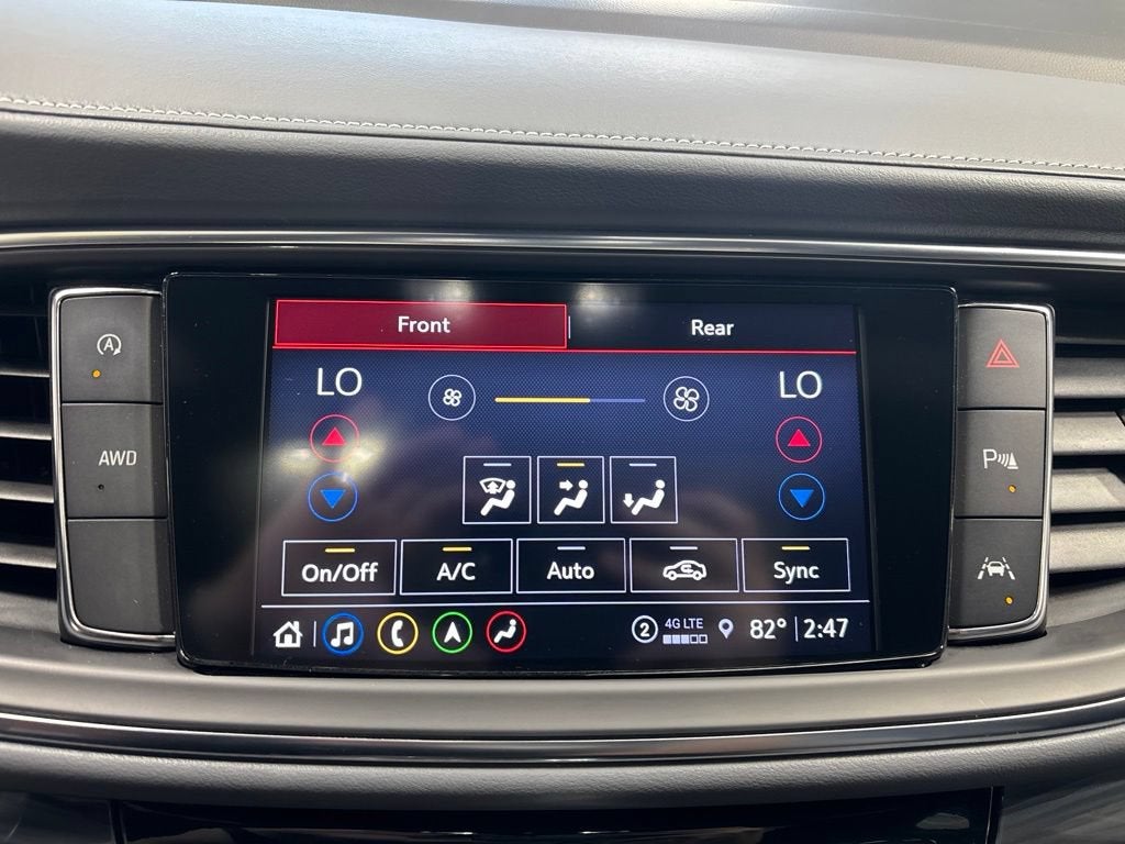 2023 Buick Enclave Essence