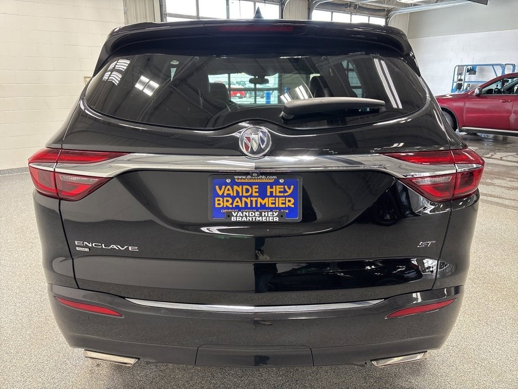 2020 Buick Enclave Essence