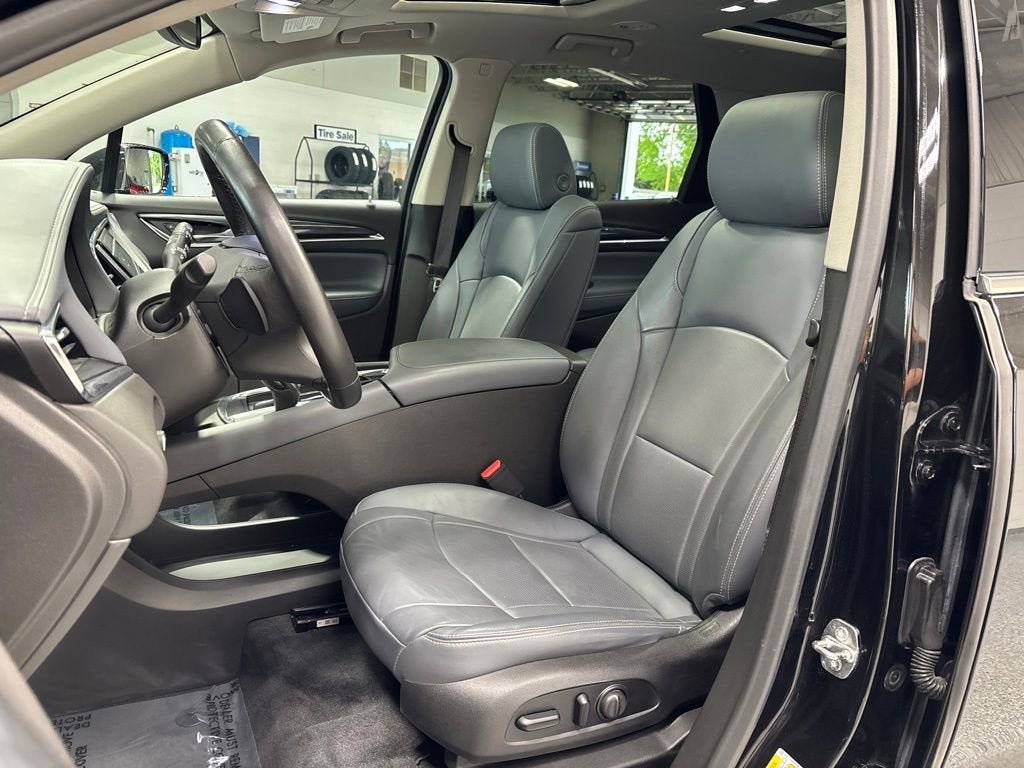 2021 Buick Enclave Essence