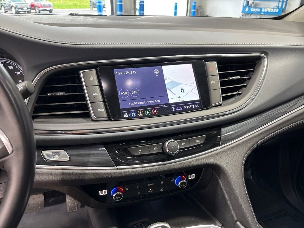 2021 Buick Enclave Essence