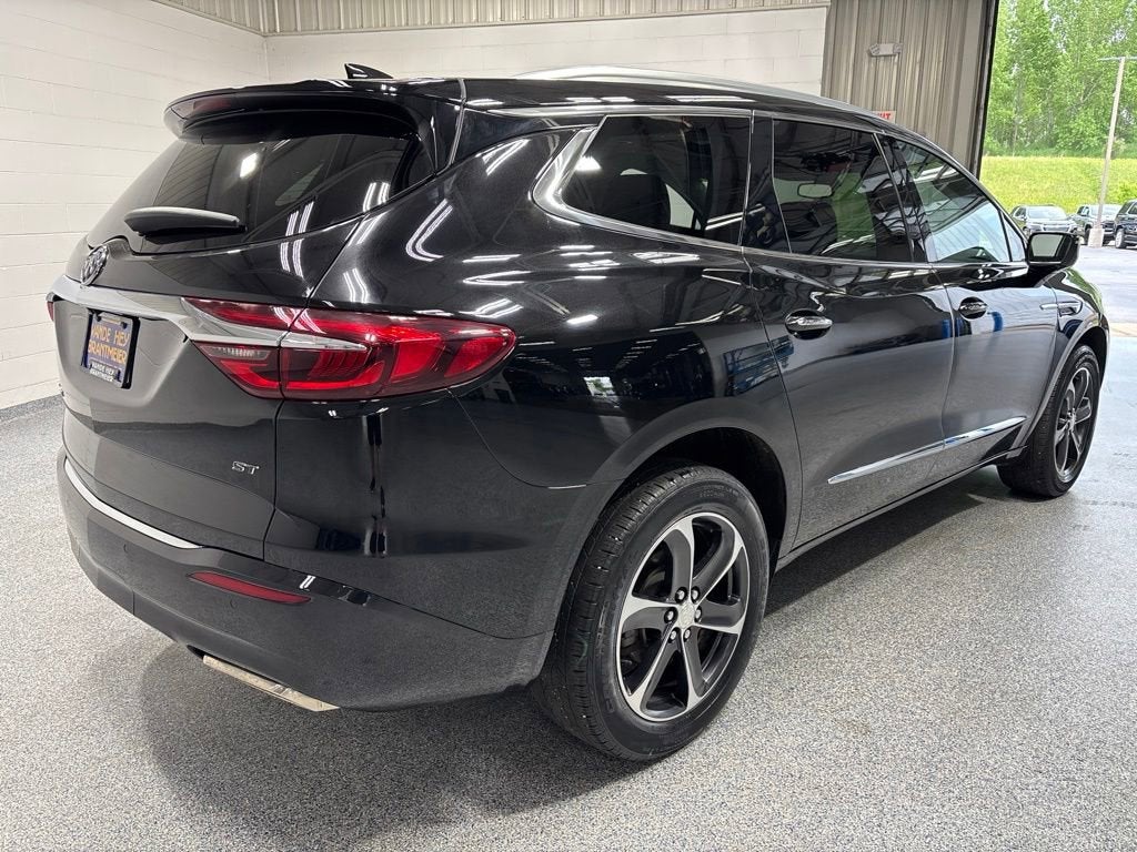 2021 Buick Enclave Essence