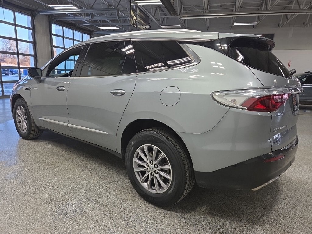 2023 Buick Enclave Essence