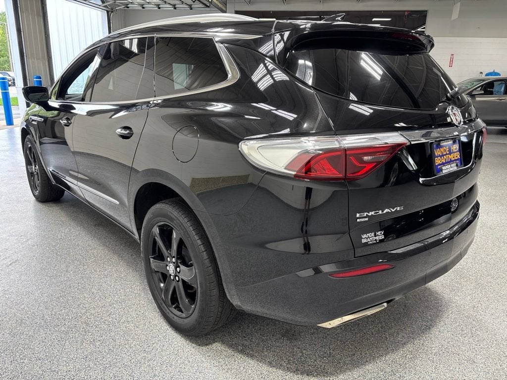 2023 Buick Enclave Essence
