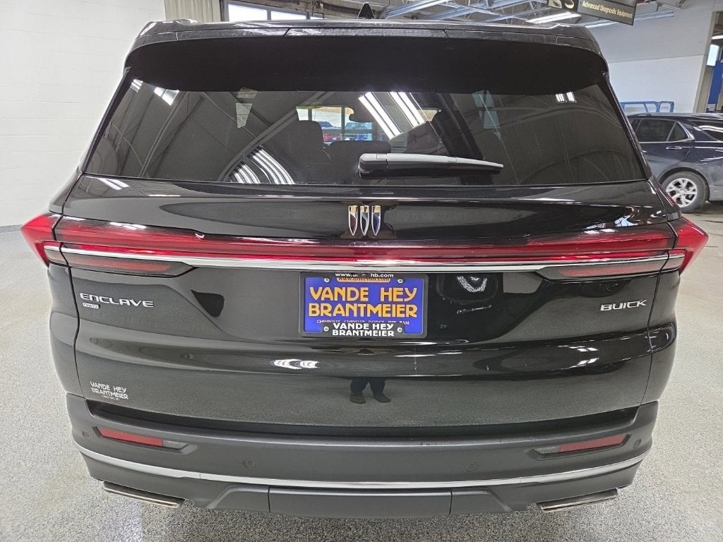 2025 Buick Enclave Preferred