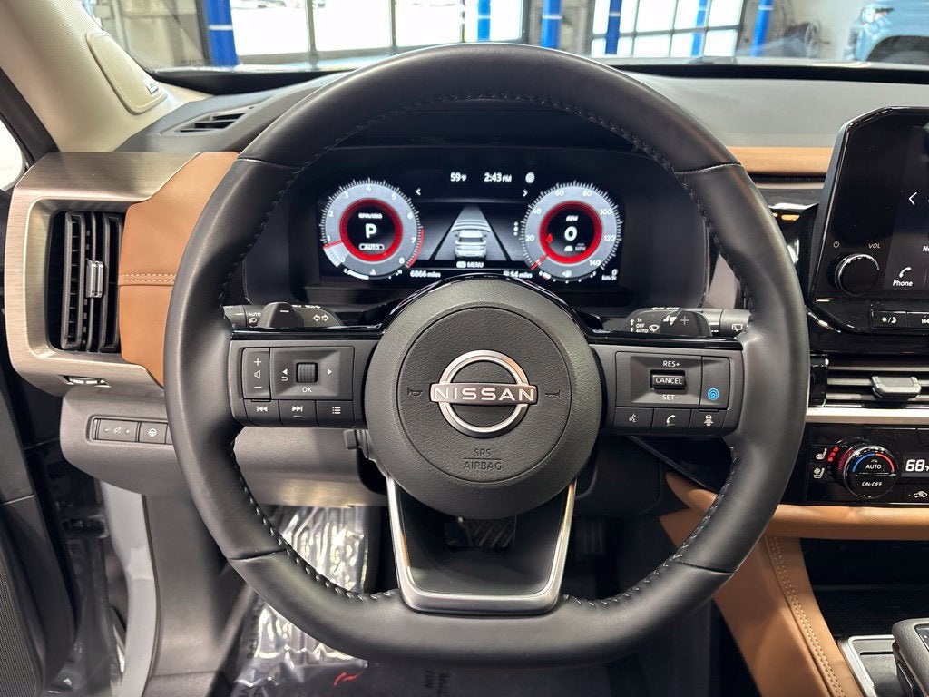 2025 Nissan Pathfinder Platinum