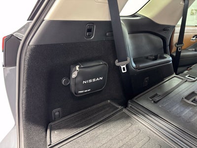 2025 Nissan Pathfinder Platinum